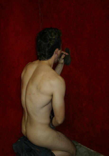 Beefy Jack London and ebony beefcake Tyrese have a good oral sex