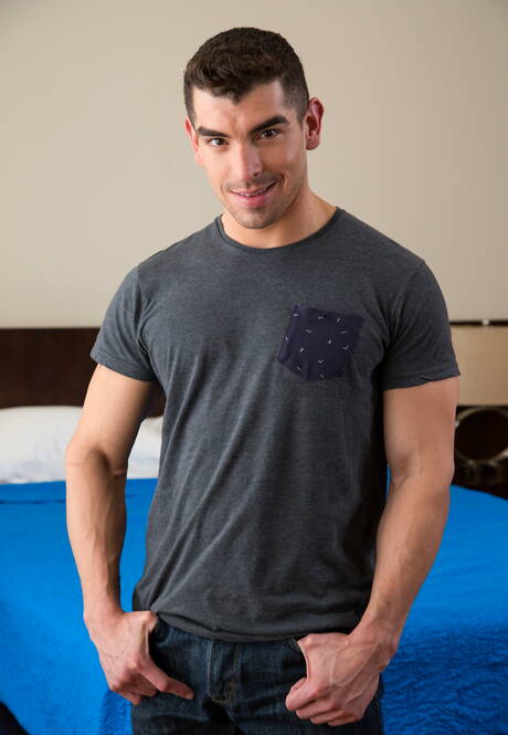 Sexy americans, beefy Dante Martin and strongman Jeremy Spreadums have a hot couple sex