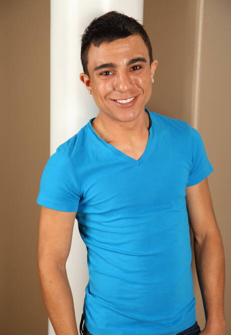 Latin sexy Ace Parker jack off his cock in the pool