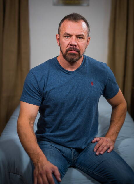 Nice american buddies twink Doug Acre and hunk Max Sargent in hot homosexual action