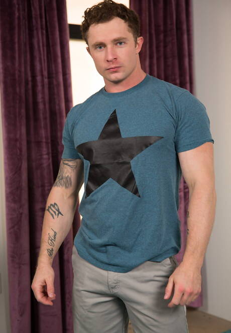 American beefcake Markie More and strongman David Strong in hot homosexual action