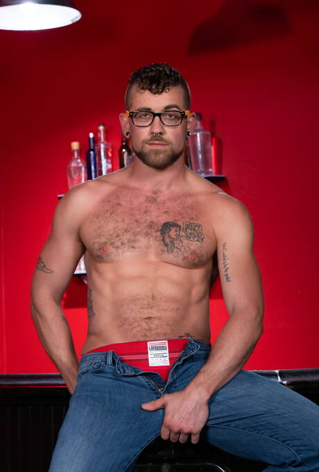 Hot americans, gay bear Eddy Ceetee and strongman Jay Austin in hard anal sex