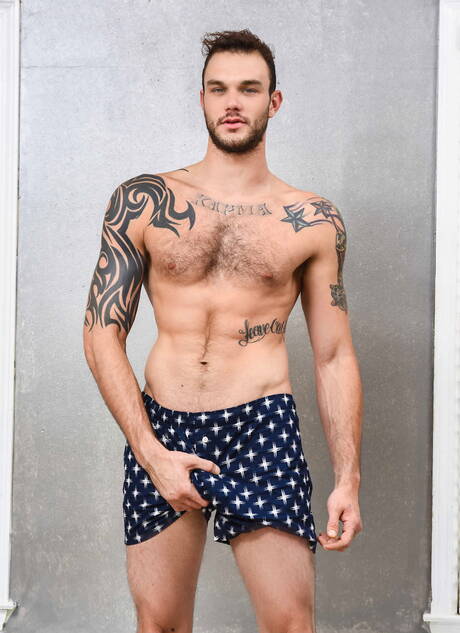 Roman, Ethan, Will, Cliff in wild groupsex