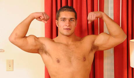 American pornstars hunk Chris Tyler and strong bull Dereck Fox drilling an ass