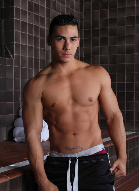 Hot americans, hunky guy Topher Di Maggio and beefcake Casey Everett sucking and fucking each other