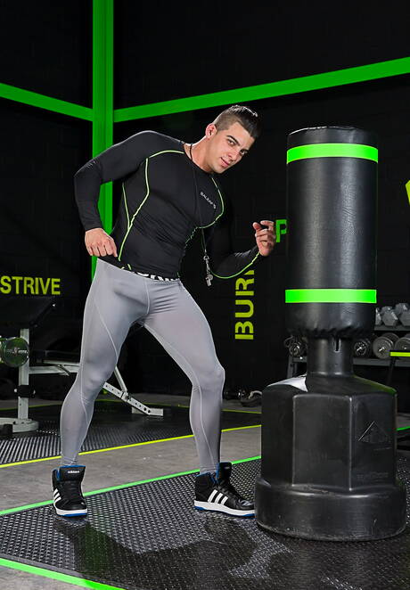 Hot Sean Zevran, Johnny V and Jacob Taylor in hard 3some sex