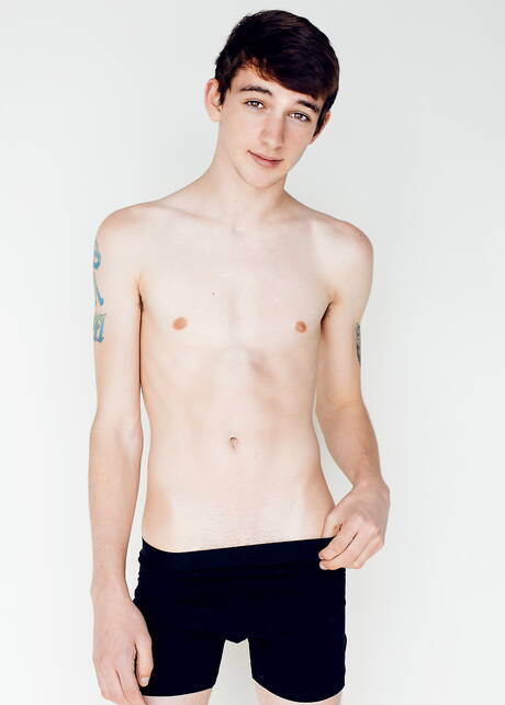 Gay Twinks Pics