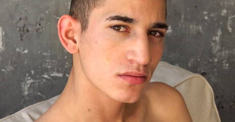Twink Posing Pics