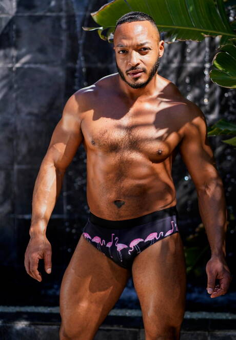 Nasty buddies Dillon Diaz, Devin Trez and Zeno Rey in threesome fuck action at the pool