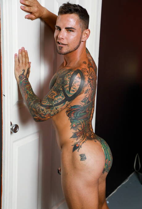 Russian hunky guy Valentin Petrov and  Archer Croft in hot ass bang