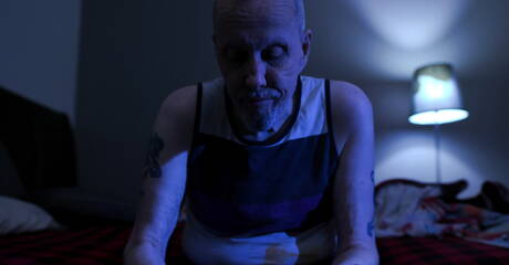 Two american dudes hunk Michael Delray and mature bear Ricky Larkin fuck ass after sucking cock in bath