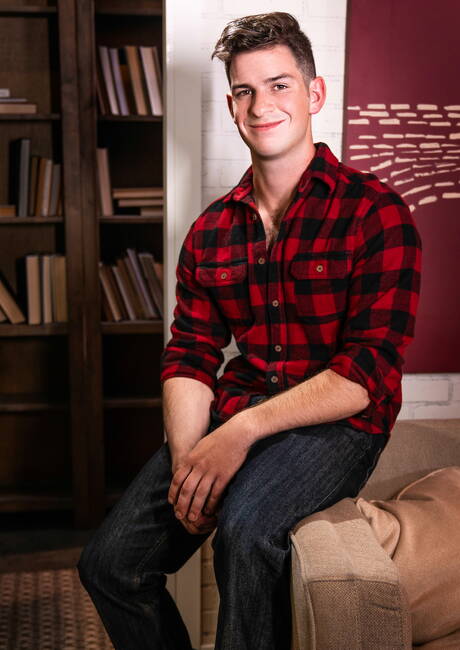 Dante Colle, Pierce Paris, Archie and Chris Damned in Social Dickstancing serie