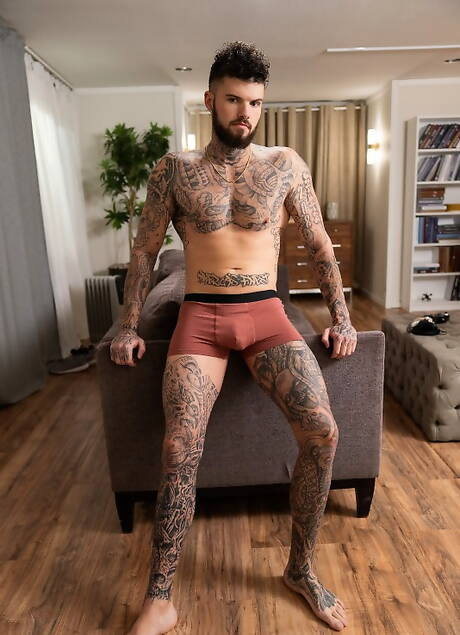 Sexy trio Aften Opal, Theo Brady and Hatler Gurius in threesome bi-fuck scene