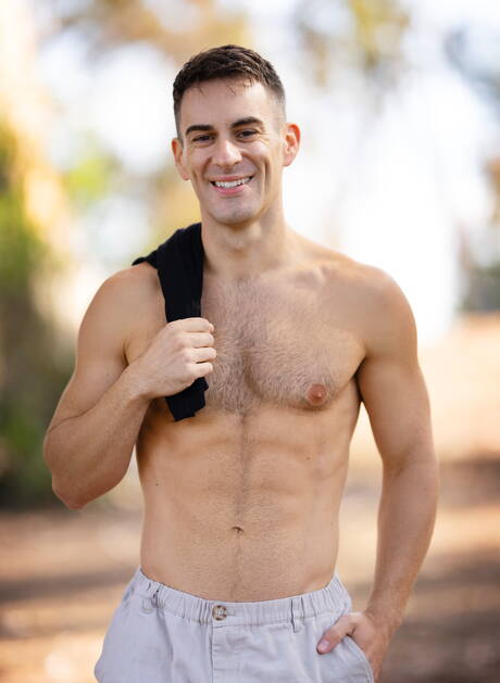 American strong bull Kyle Fletcher and  Liam have a good sex outdoor