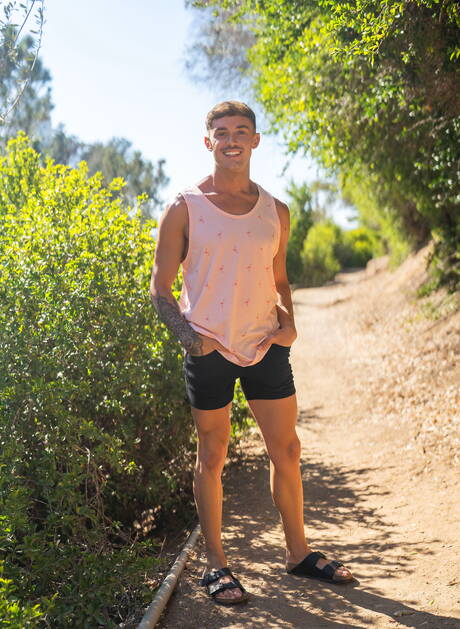 Tough guy Devy and beefcake Phoenix have anal sex outside