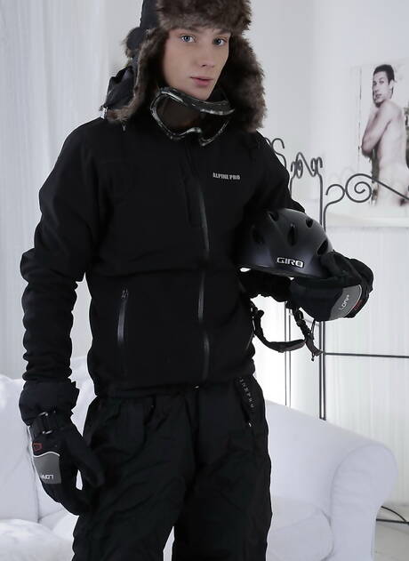 Hot boysBrad Fitt, Heath Denson and Xander Hollis banged each other