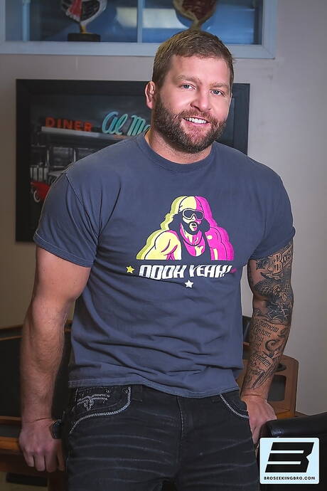 Hot american guys bear Colby Jansen and hairy stud Cory Kane in hot ass bang