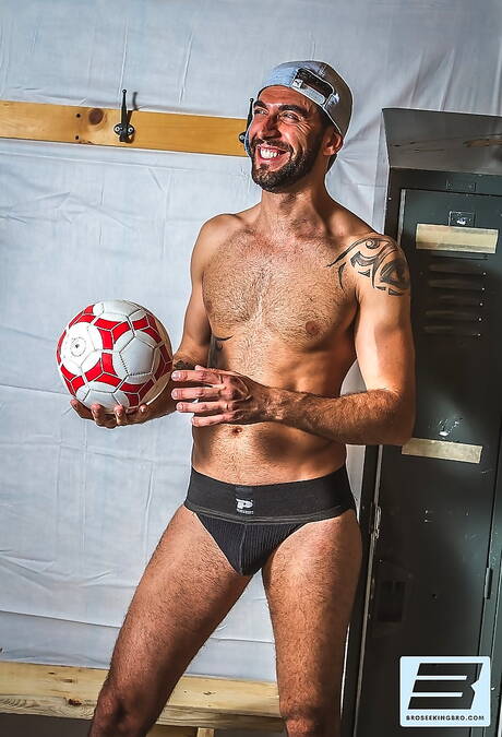 Canadian husky guy Gabriel Clark and tough guy Mike Stallone love each other