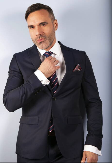 Nasty buddies Austin Sugar, Jonas Jackson and Manuel Skye in hot threesome ass fuck action in bath