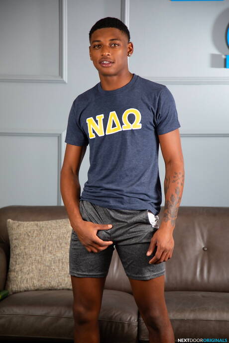 Two american boys hairy stud Andrew Miller and hunk Ty Santana in black on white sex