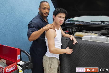 Nice american guys young dude Dylan Hayes and stud Dillon Diaz fuck after interracial dick sucking