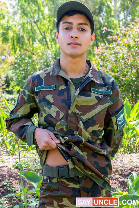 Joris, Vincent, Giorgio Angelo, Corey, Felix Harris, Bautista, Bruno Pattel have a gay orgy outdoor