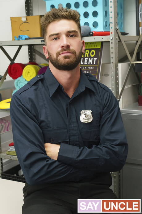 French beefcake Chris Damned and american stud Sebastian Hunt in hot anal sex