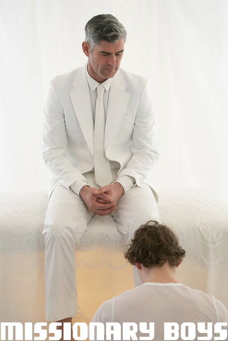 Pretty american boys hot twink Mel Grey and superstud President Oaks in hard anal sex