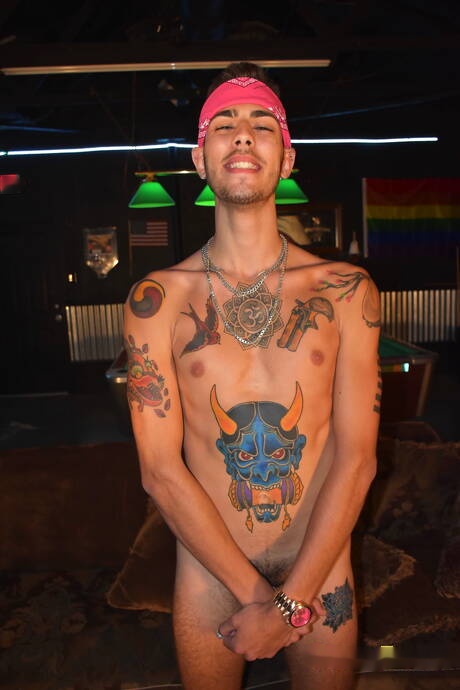 Shameless buddies Alex Chu, Ari Nucci and Fx Rios in 3some fisting action