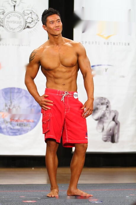 Oriental strong bull Peter Le undressing and showing hot ass