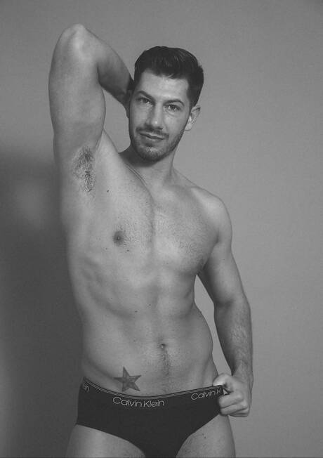 Two american boys muscular Greyson Myles and stud Jordan Starr have a good anal sex