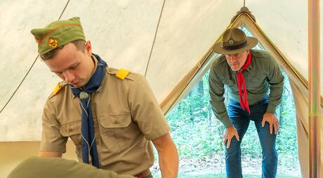 Sexy americans, bear Dillon Stone and hunk Logan Cross have a hot couple scene