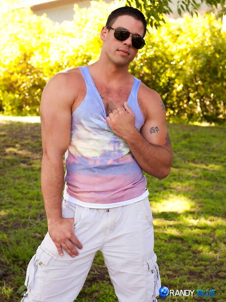 Sexy americans, hunky guy Andrew Jakk and well-built Derek Atlas sucking and screwing each other outside