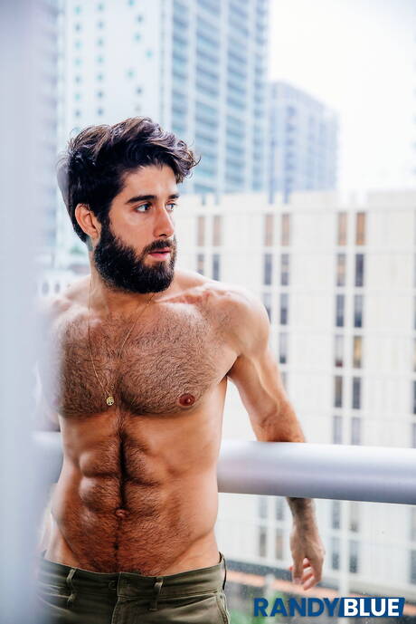 Latino beefy Diego Sans and american husky guy Tristan Hunter fuck ass after sucking