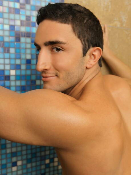 Ace Decarlo and american stud Nick Sterling have a good oral sex in shower