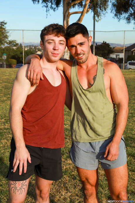 American well-built Nico Coopa and beefy Calvin Michaels have anal sex outside