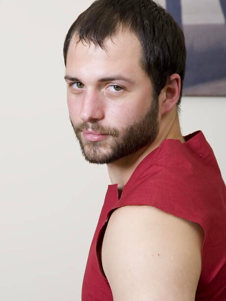 American bear David Chase masturbating